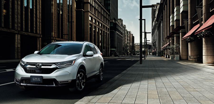  Honda CR-V Hybrid 2018 года  (JP) (фото 10 из 11)